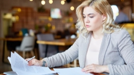 Bookkeeping learners practicing accounts, ledgers, and financial record management – certificate course online at OHSC