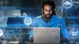 Advanced IT students coding and collaborating in a modern classroom – Level 5 Extended IT Diploma online at OHSC