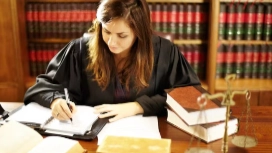 Students studying international business law cases in a classroom – learn online with OHSC’s Level 7 Diploma in International Business Law (QRF)