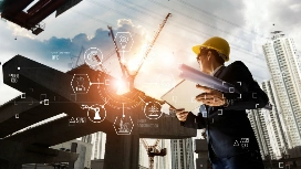 Construction site teams using machine learning dashboards to monitor safety and progress, representing OHSC’s free ML in Site Management course.