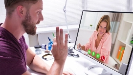 Life coach conducting a virtual coaching session from home – learn remote life coaching skills with free online courses